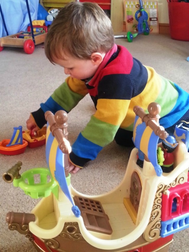 playing with happyland ship