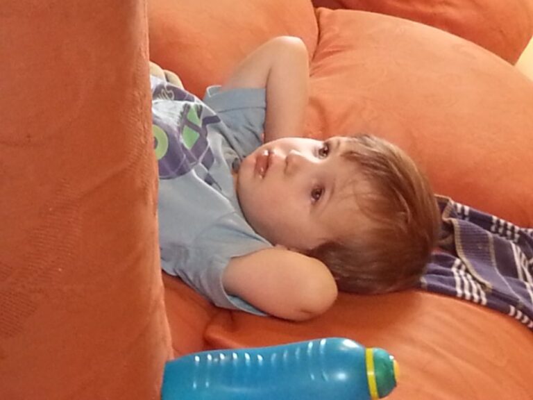 Relaxing toddler