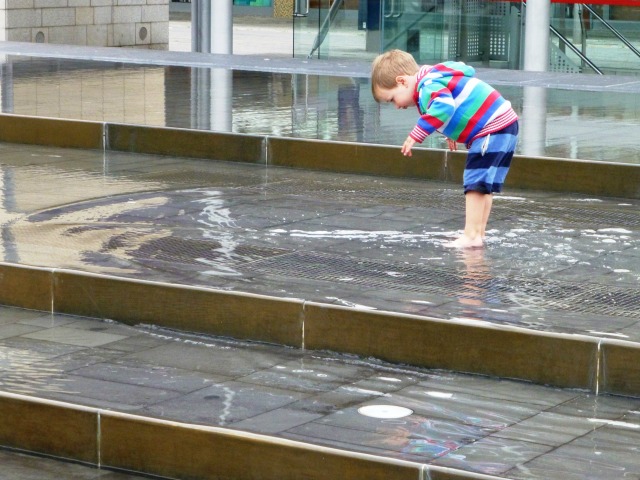 bristol millennium square padling