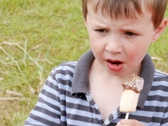 eating banana lollies