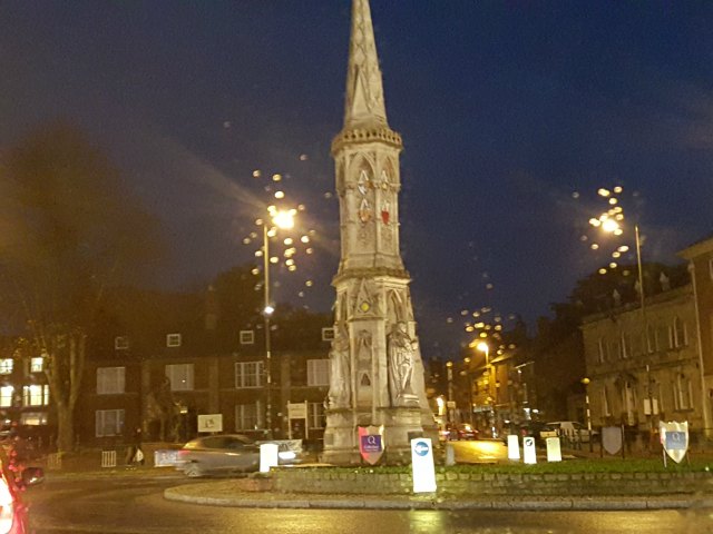 banbury corss in the dark and rain