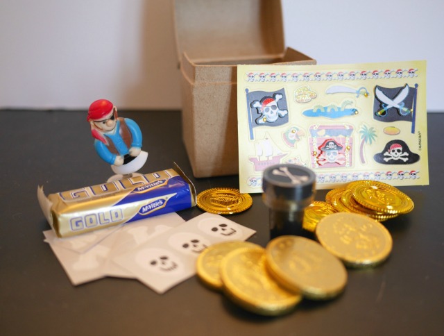 Craft-pirate-treasure-chest