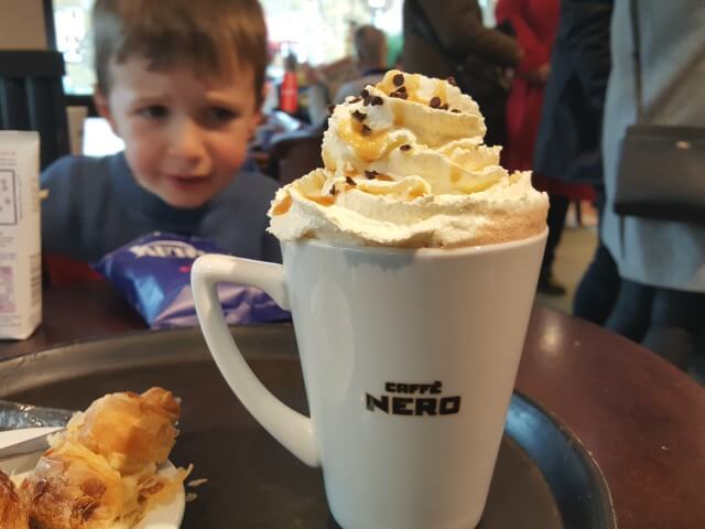 praline caffe nero hot chocolate