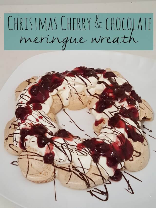 Christmas cherry & chocolate meringue wreath - Bubbablue and me