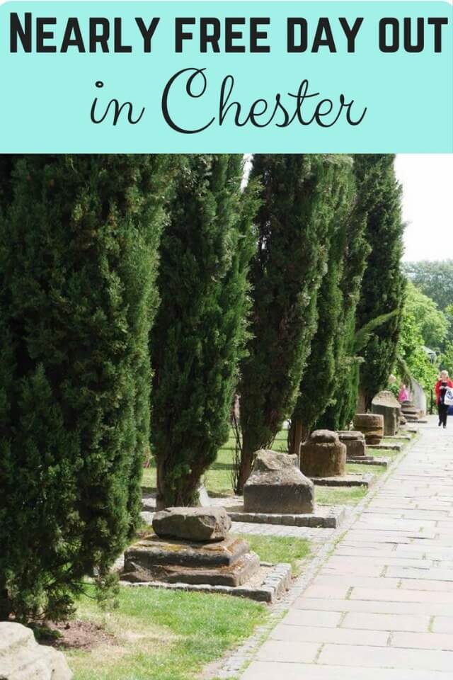 Nearly free day out in Chester and hotel stay - Bubbablue and me (1)