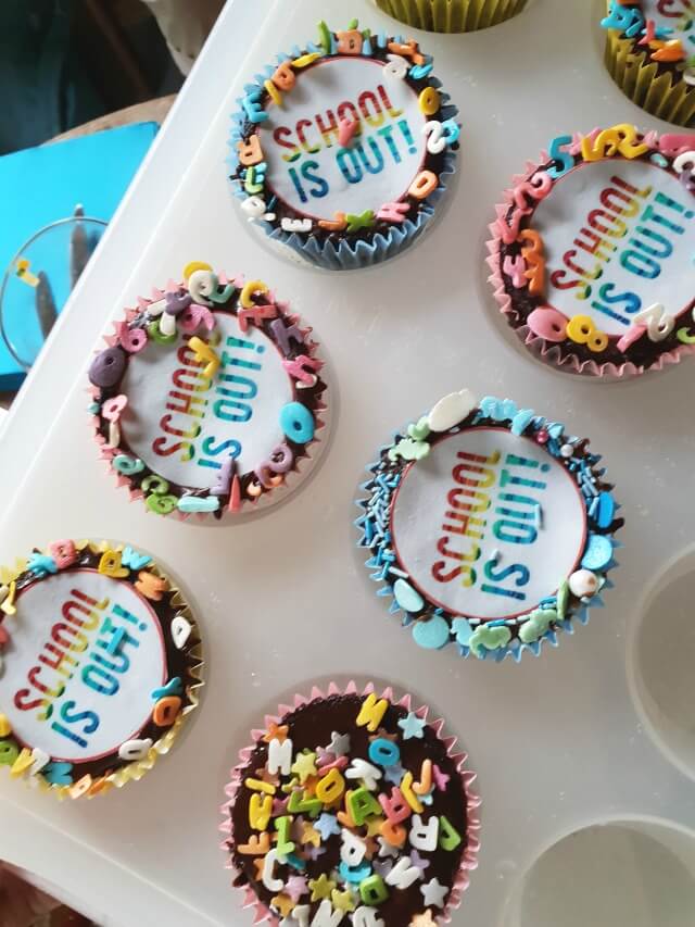 school out cakes - Bubbablue and me