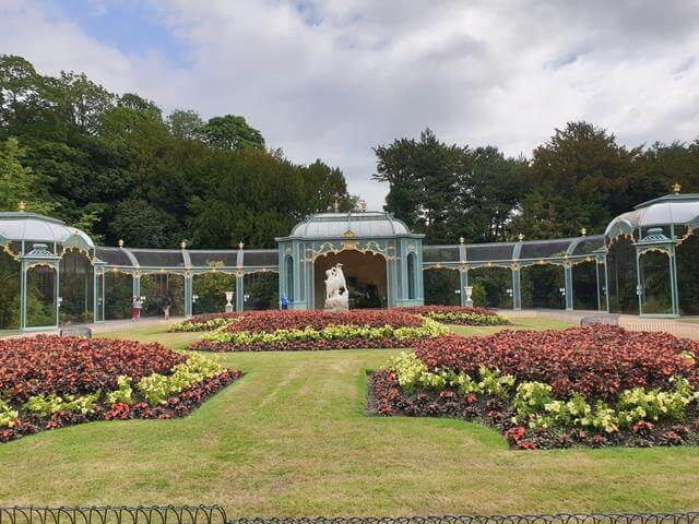 waddesdon aviary flowers