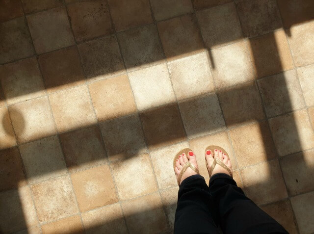 flip flops and nail polish summer weather