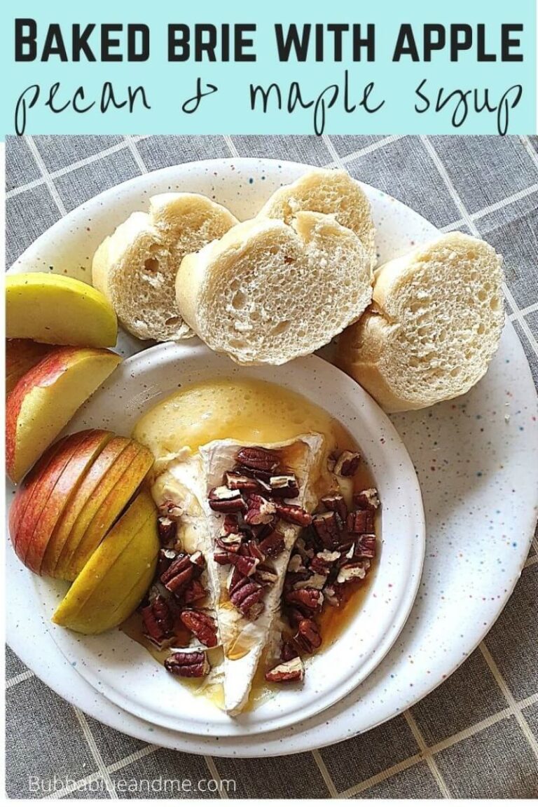 baked brie recipe with apples maple syrup & pecans