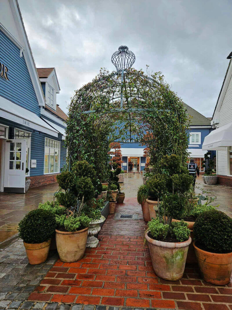 Bicester Village pretty garden display